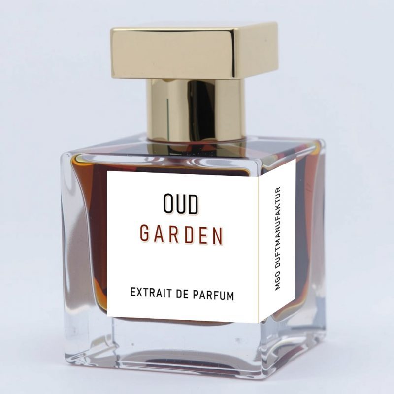 OUD GARDEN 50ml Flakon auf weißem Hintergrund